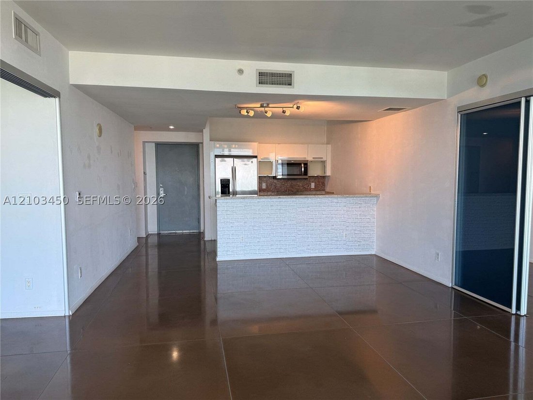 Condo in Miami, Florida, United States 3 - 19125242