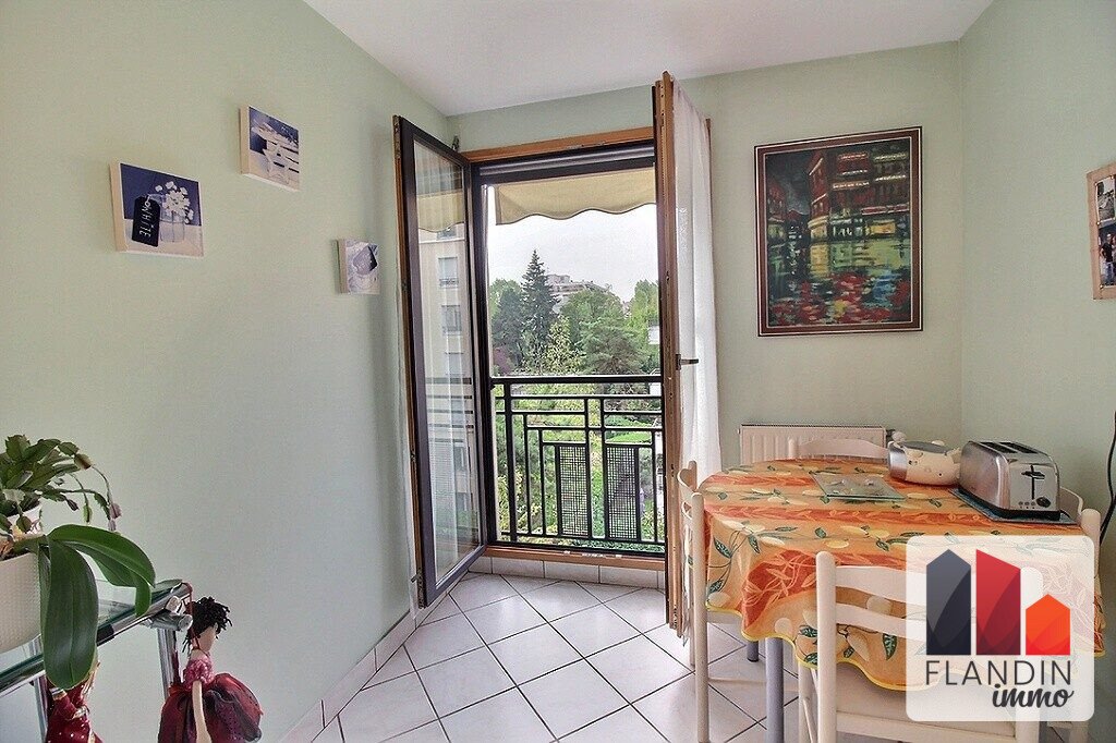Apartment in Croix Rousse-Gros Caillou, Lyon 4e Arrondissement, Lyon 3 - 19132452