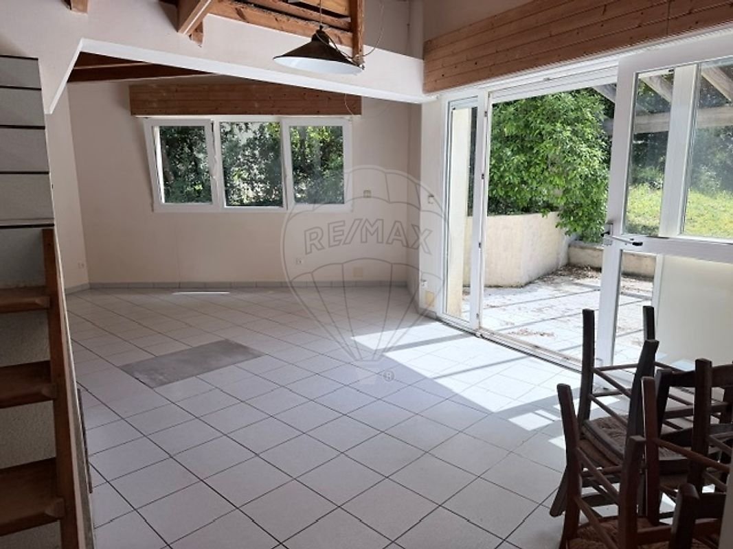 House in Saint-Palais-sur-Mer, Nouvelle-Aquitaine, France 2 - 19129955