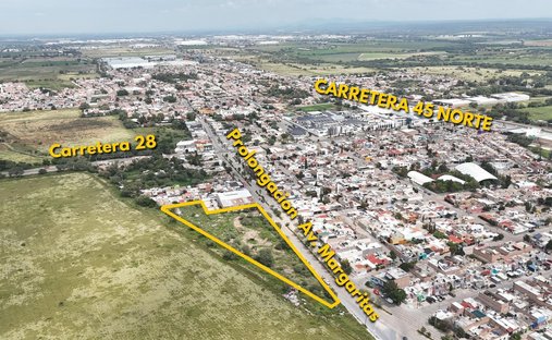 Land in Jesús Gómez Portugal, Aguascalientes, Mexiko 1