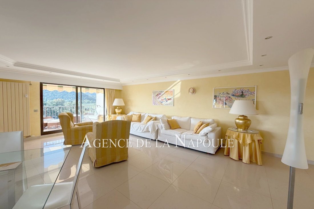 Apartamento en Le Cottage, Mandelieu-la-Napoule, Francia 2 - 19131060