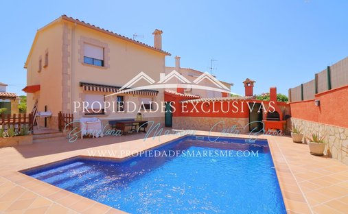 Chalet en Playa de Aro, Cataluña, España 1