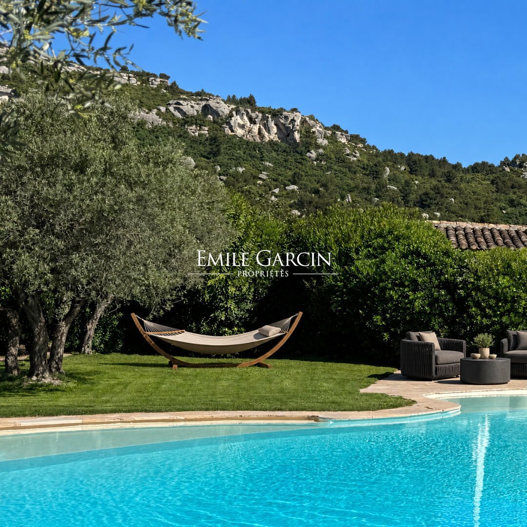 Villa in Saint-Rémy-de-Provence, Provence-Alpes-Côte d'Azur, France 1 - 19129913