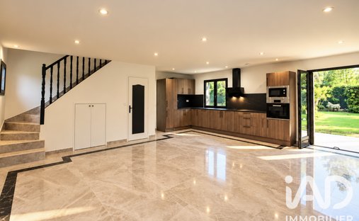 Haus in Montigny-les-Cormeilles, Île-de-France, Frankreich 1