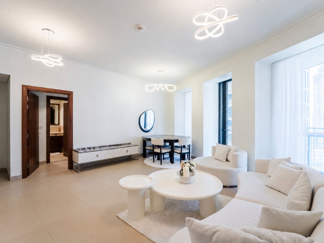 Apartamento en Centro de Dubái, Dubái, Emiratos Árabes Unidos 2 - 19124155