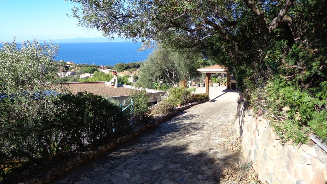 Villa in Maracalagonis, Sardinien, Italien 2 - 19126085