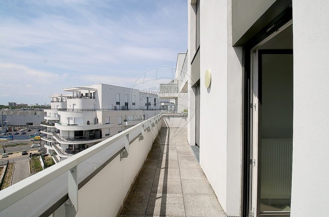 Apartment in Agent Sarre-Centre-Les Vallées-La Garenne, Colombes, France 3 - 19129362