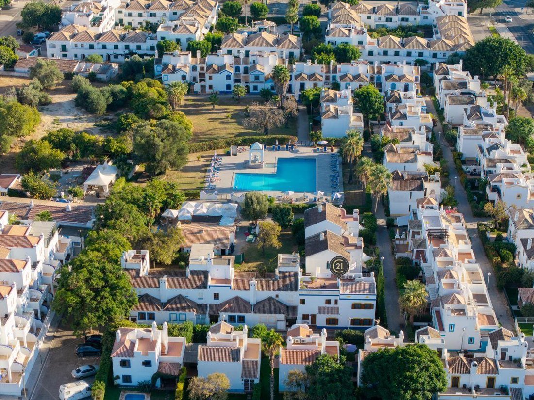 Villa in Conceicao e Cabanas de Tavira, Algarve, Portugal 1 - 19132474