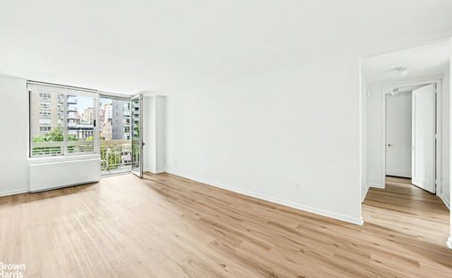 Condo in New York, New York, United States 1