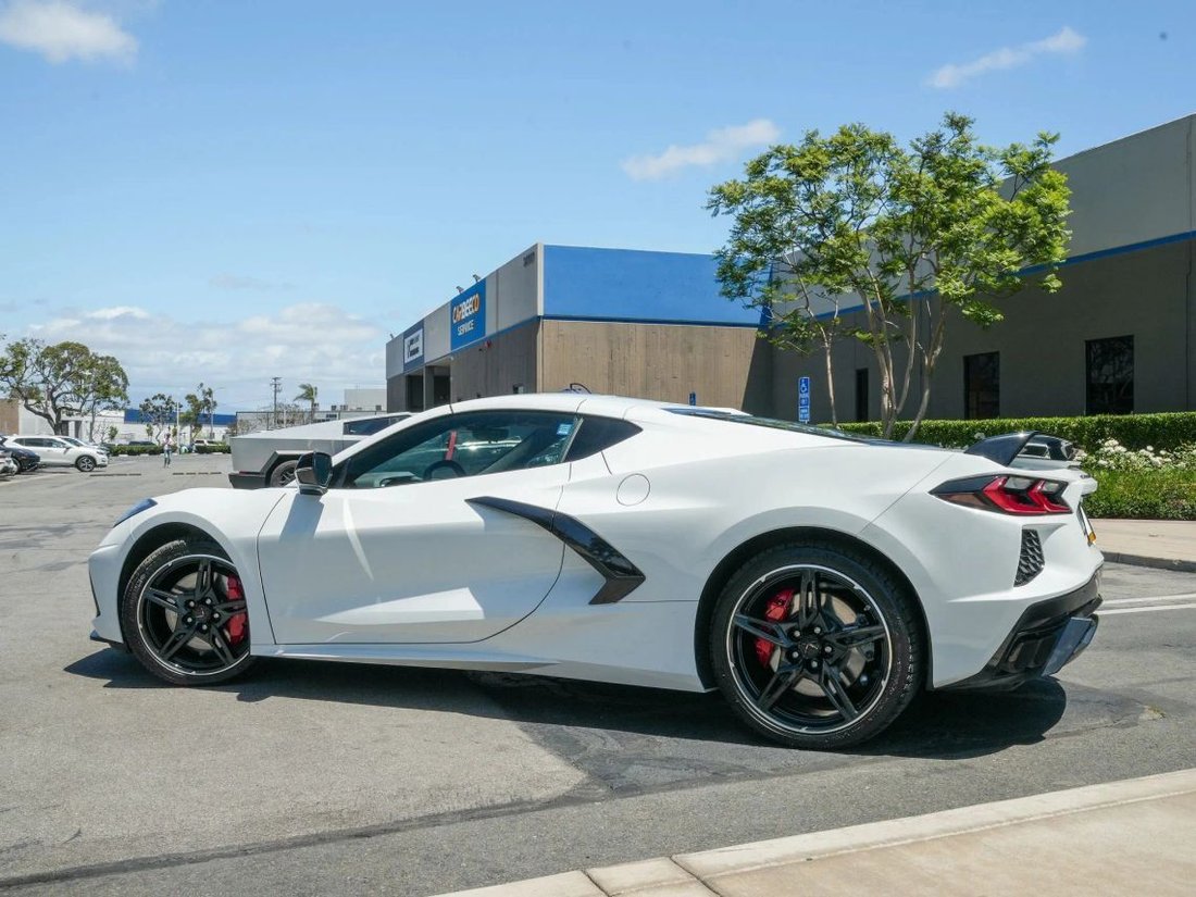 Coupe in Costa Mesa, CA, United States 3 - 19129710
