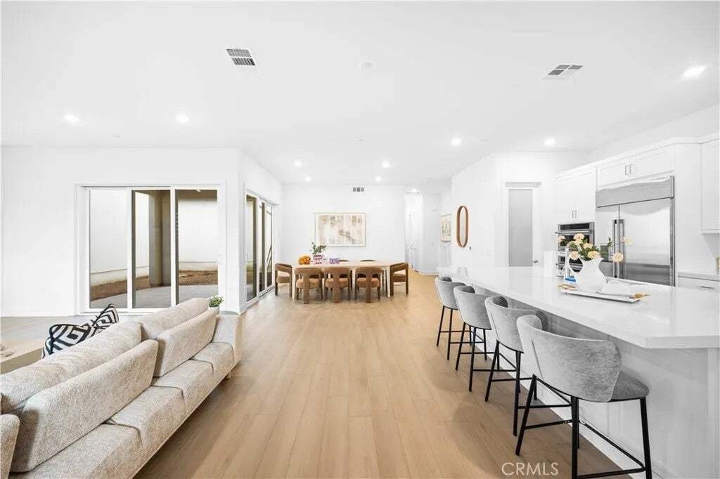 House in Irvine, California, United States 3 - 19128510
