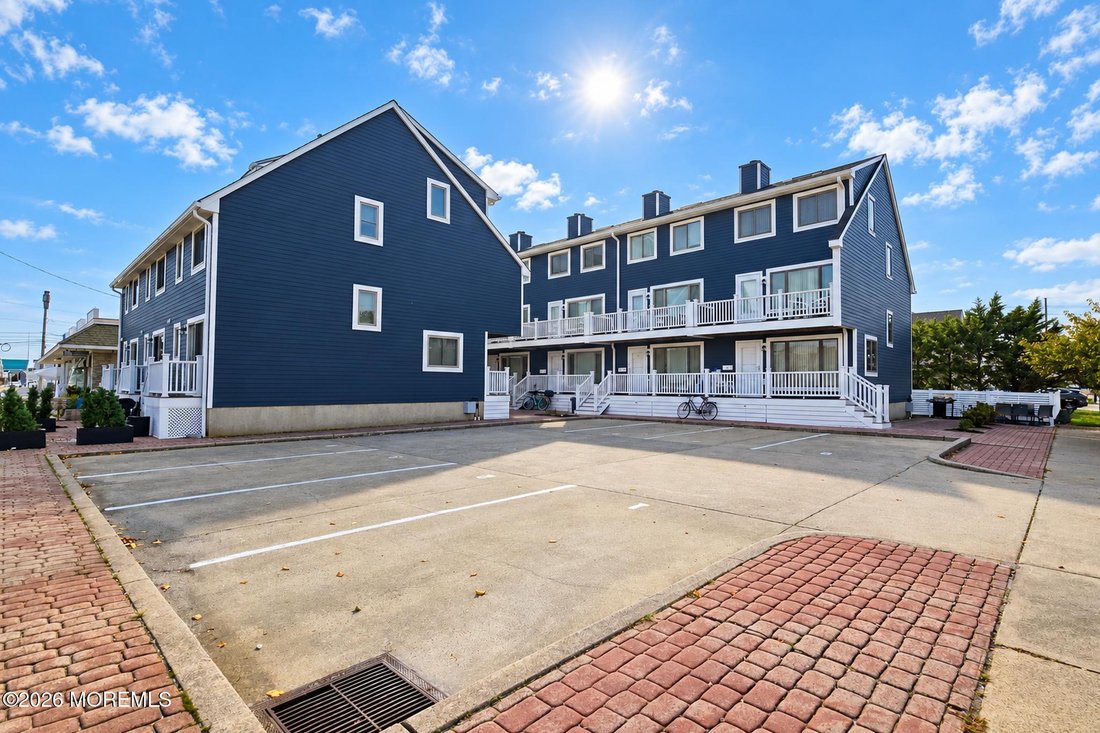 Condo in Lavallette, New Jersey, United States 2 - 19130579