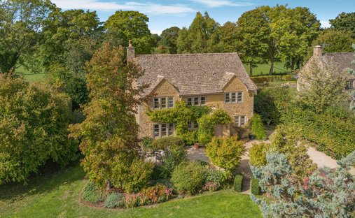 House in Upper End, Northleach, England 1