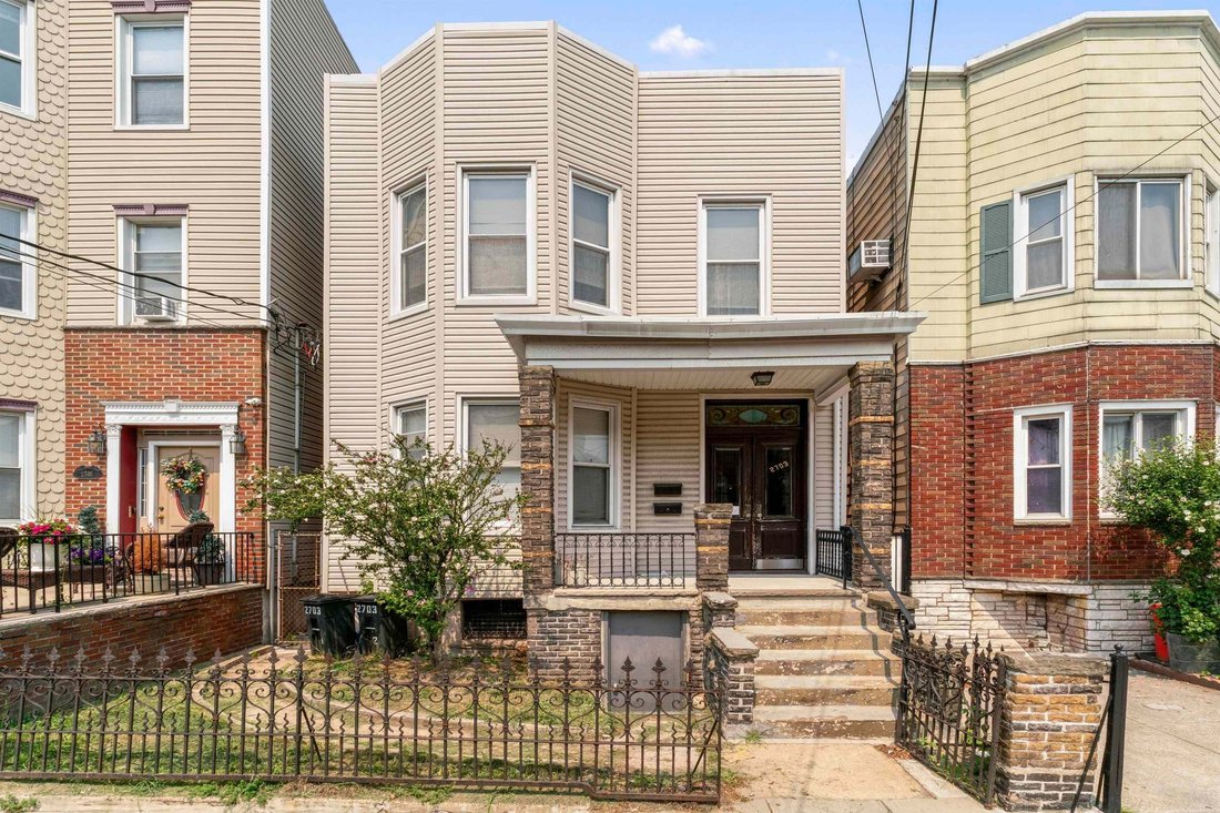 Casa a Union City, New Jersey, Stati Uniti 1 - 19131822