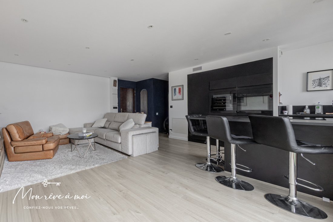 Apartamento en Puteaux, Isla de Francia, Francia 3 - 19132356