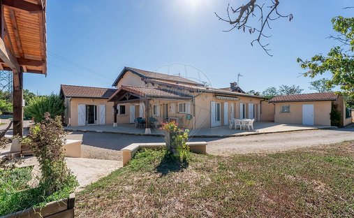 Casa en Toussieux, Auvernia-Ródano-Alpes, Francia 1