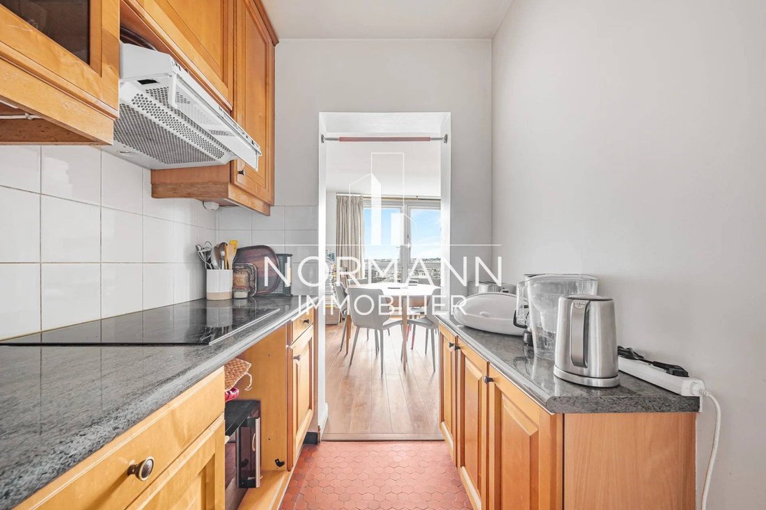 Apartamento en Puteaux, Isla de Francia, Francia 5 - 19126557