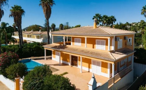 Villa in Almancil, Algarve, Portugal 1