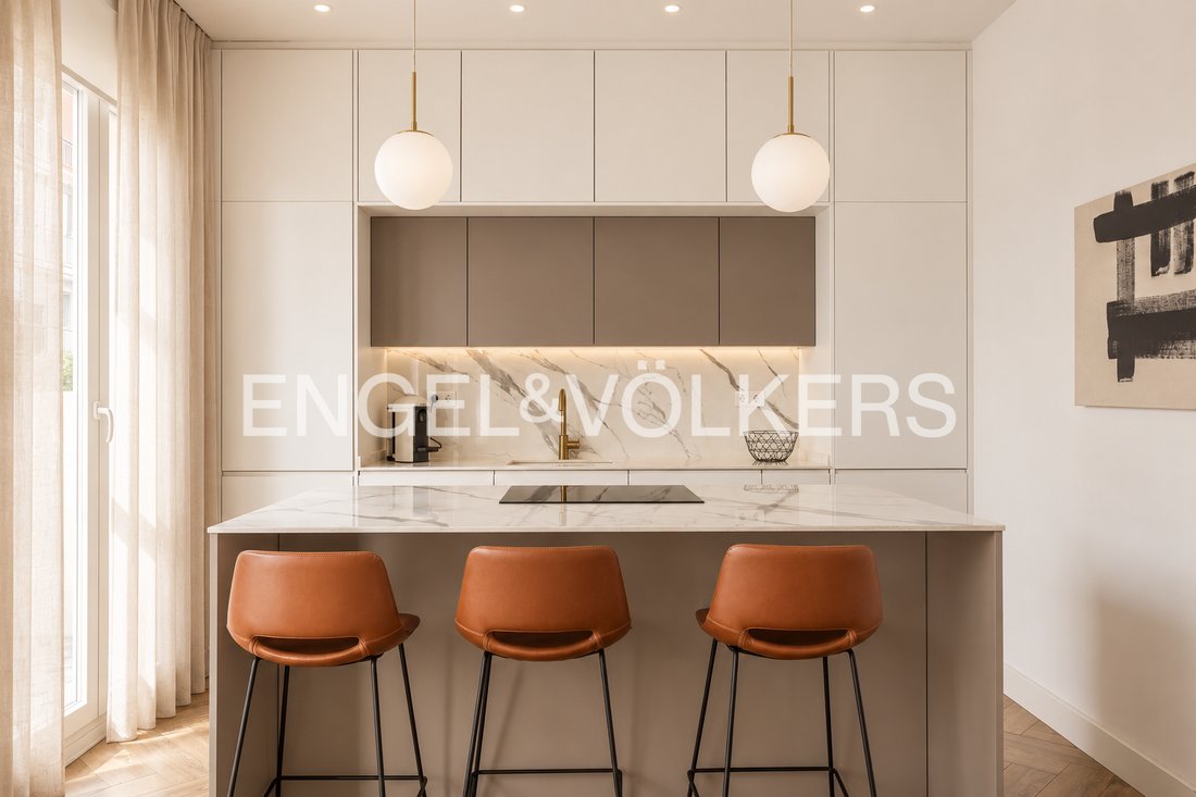 Appartamento a Retiro, Madrid, Spagna 4 - 19126563