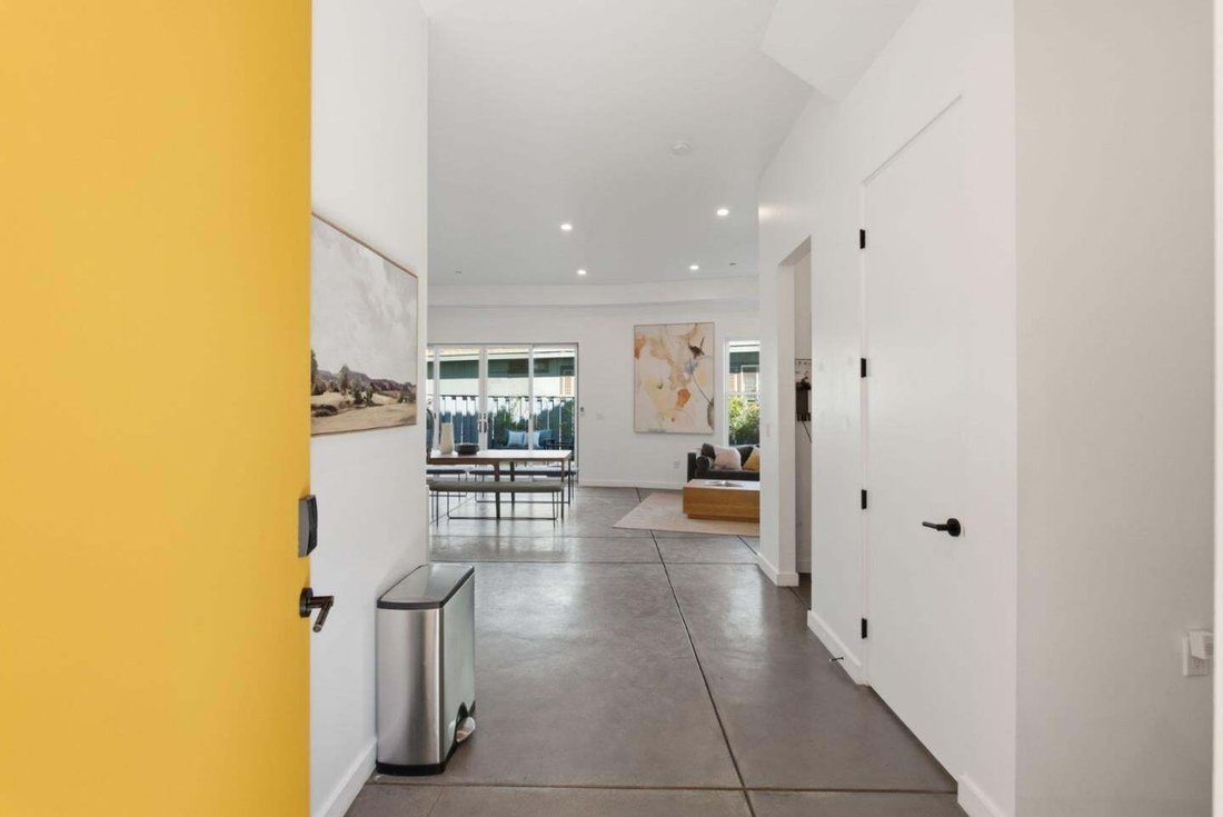 Condo in Oakland, California, United States 5 - 19133649