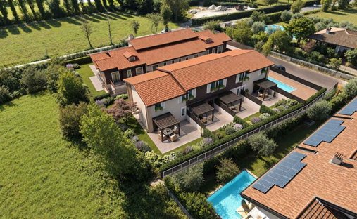 Villa in Manerba del Garda, Lombardei, Italien 1