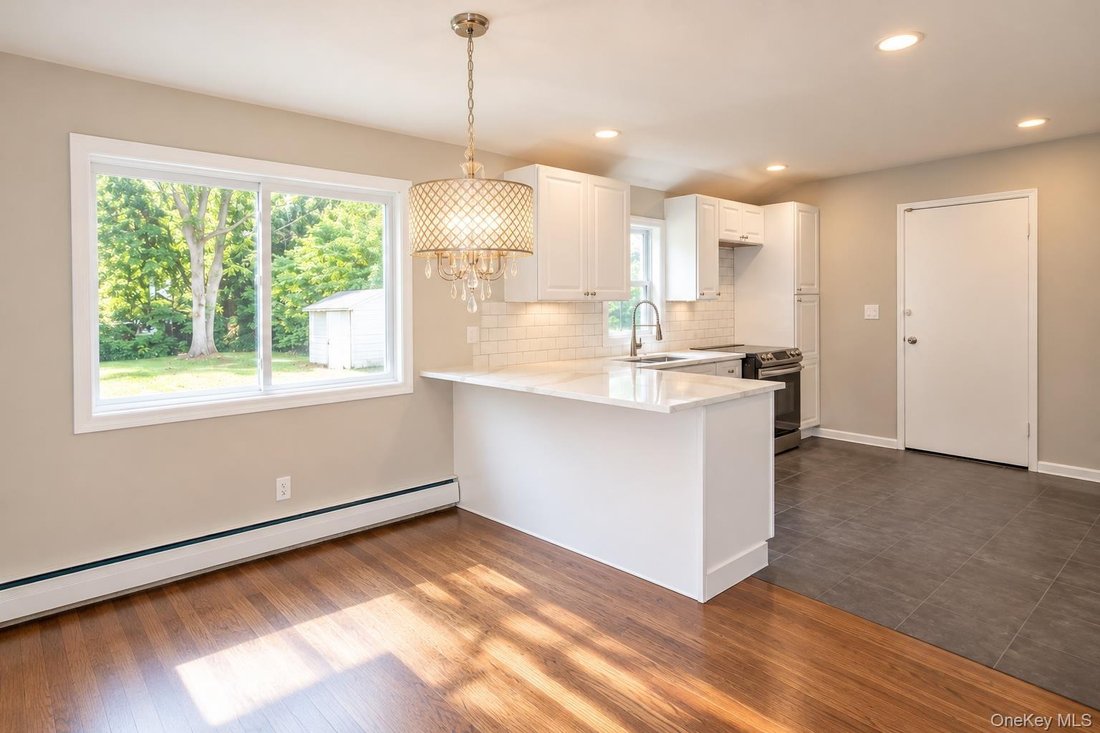 Haus in Brentwood, New York, Vereinigte Staaten 5 - 19134079