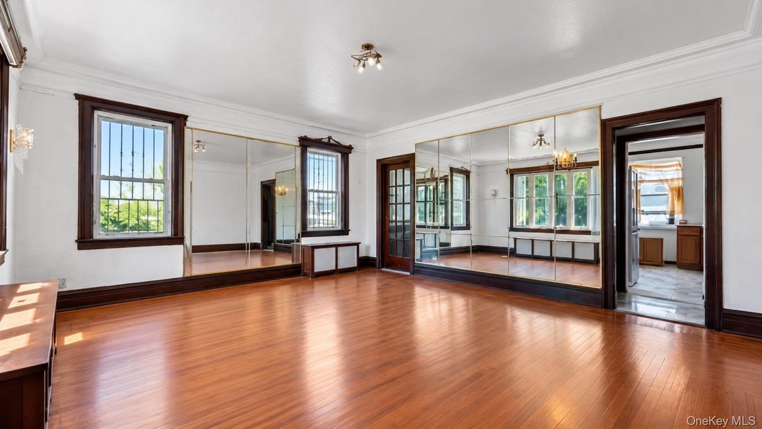 House in New York, New York, United States 5 - 18803191