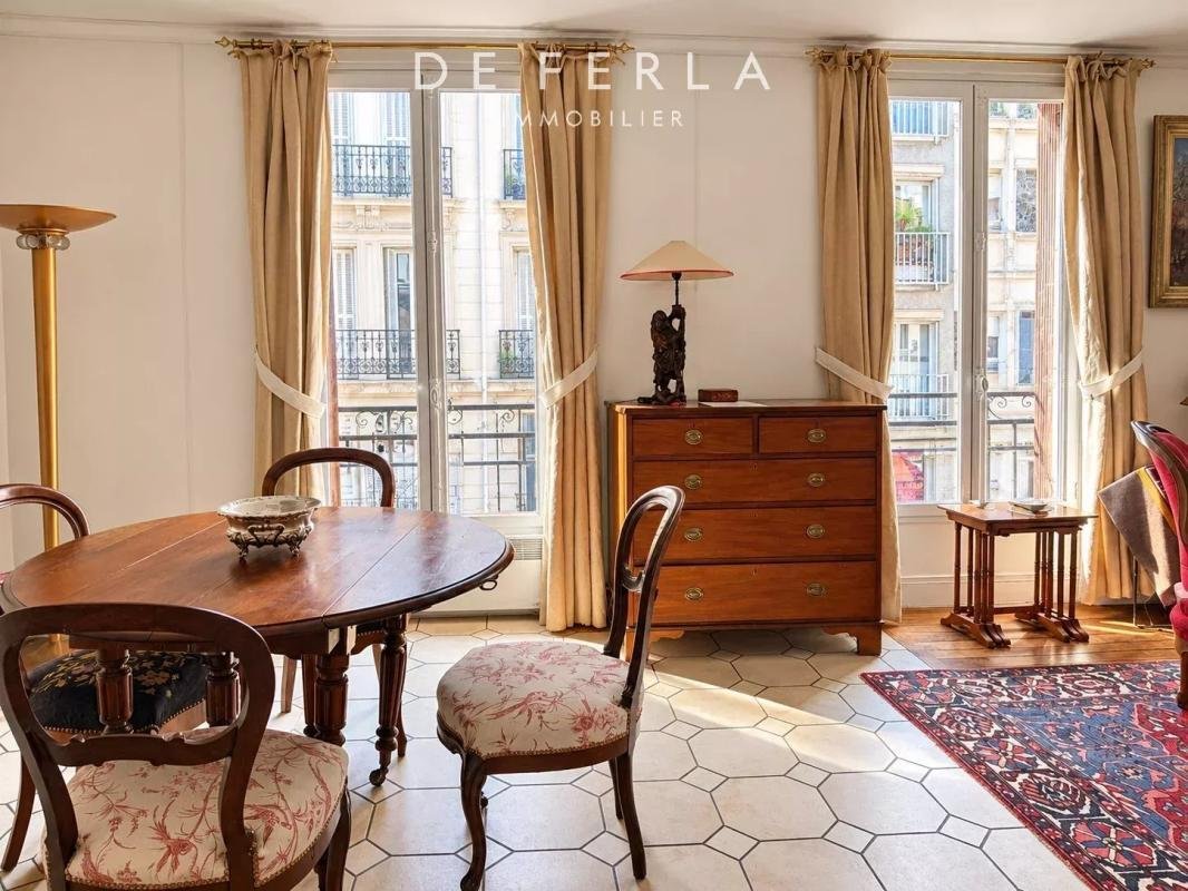Apartment in Jean Moulin-Porte d'Orléans, Paris 14e Arrondissement, Paris 4 - 19126477