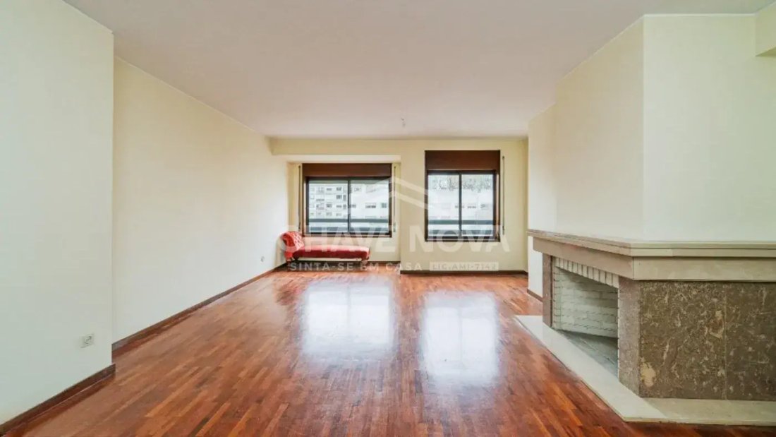 Appartamento a Ramalde, Oporto, Portogallo 2 - 19133727