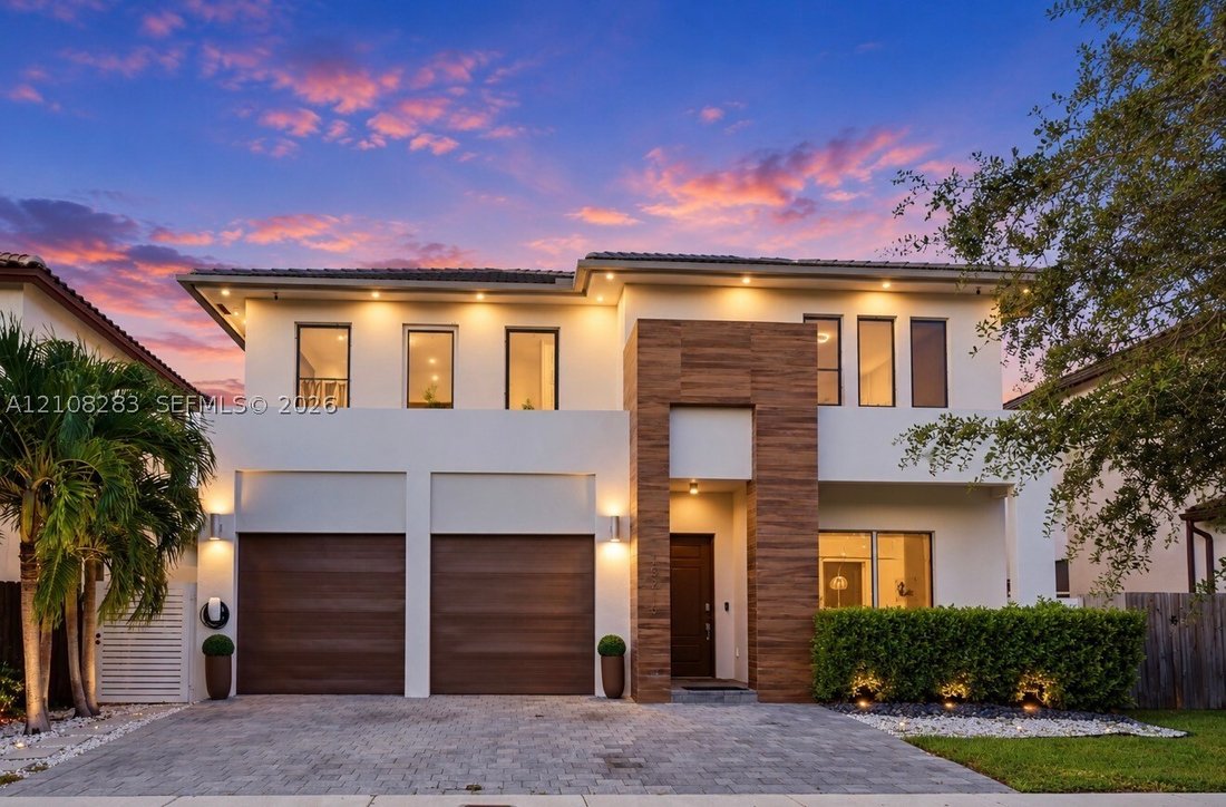 House in Miami, Florida, United States 3 - 19131286