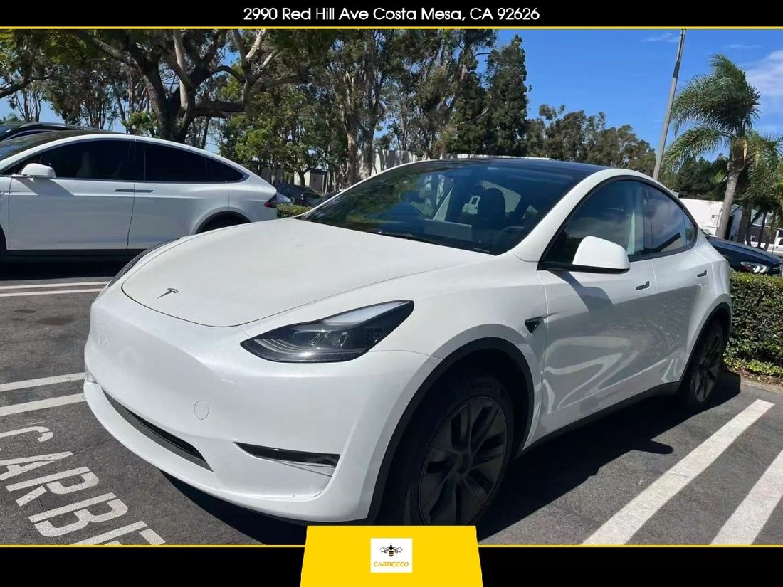 Suv in Costa Mesa, CA, United States 1 - 19127168