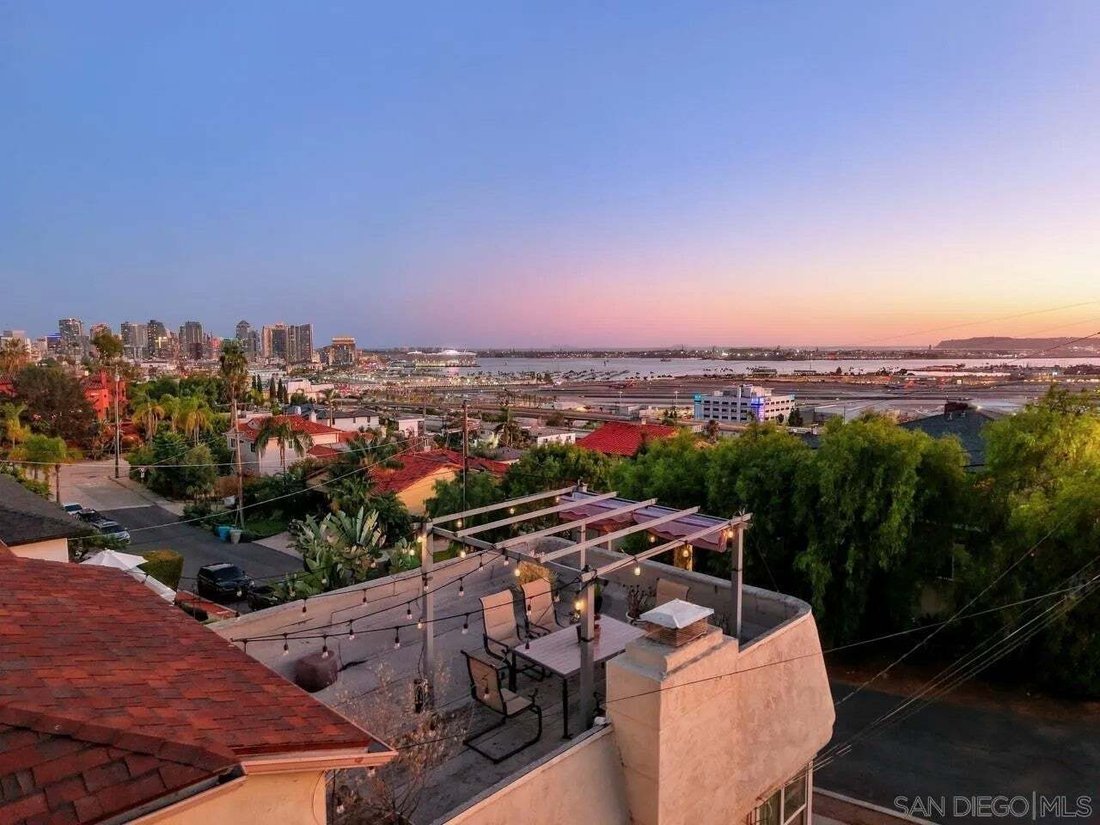 San Diego, California, United States 4 - 19125607
