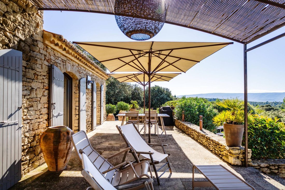 Estate in Gordes, Provence-Alpes-Côte d'Azur, France 3 - 19126257