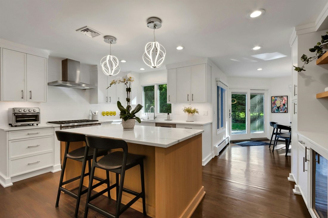House in Wyckoff, New Jersey, United States 4 - 19135108