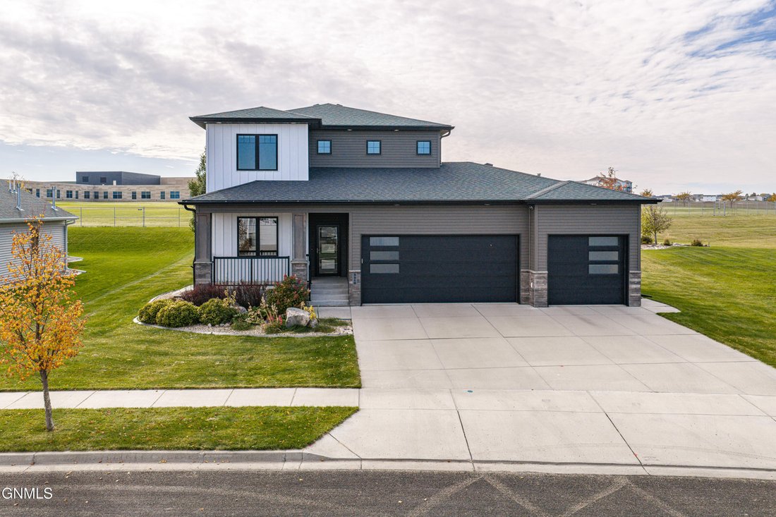 House in Bismarck, North Dakota, United States 1 - 19123148
