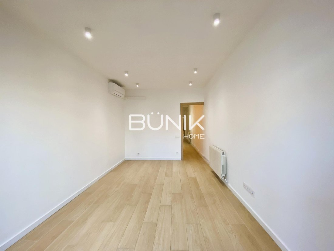 Appartement à Eixample, Barcelone, Espagne 4 - 19121763