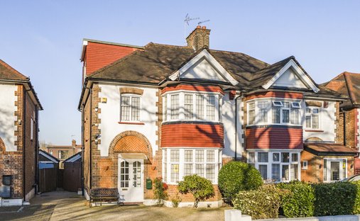 House in Barnet, England 1