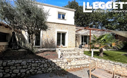 Villa in Lirac, Occitania, France 1
