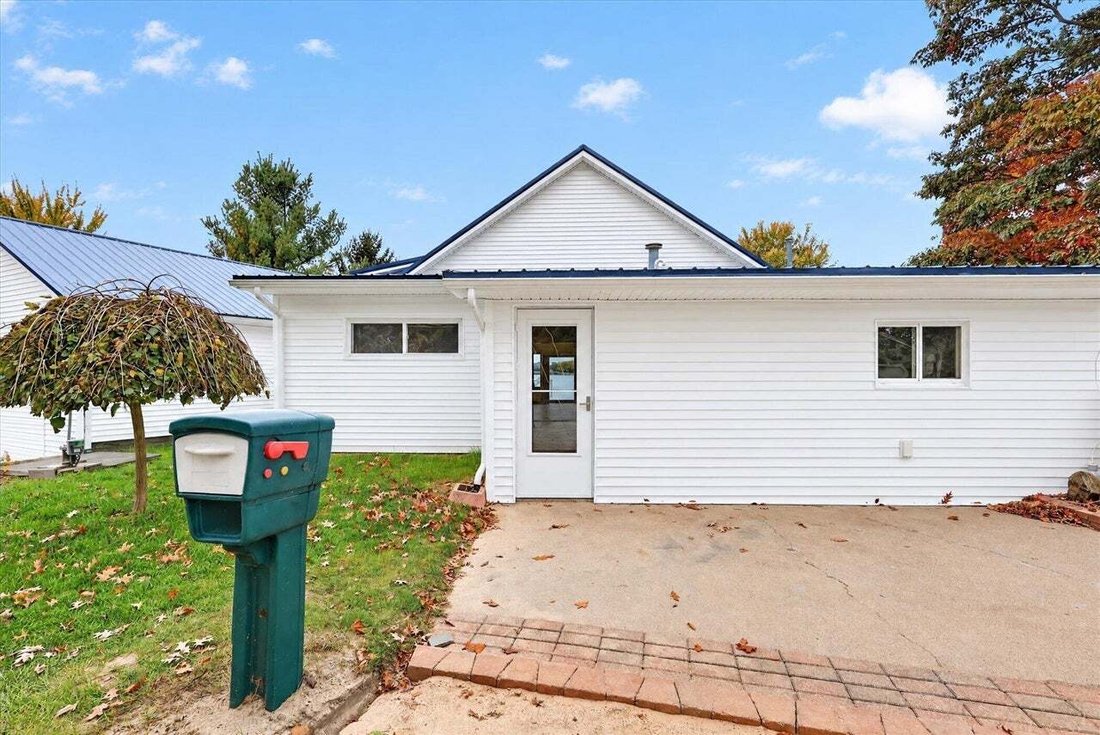 House in Orleans, Michigan, United States 5 - 19125244