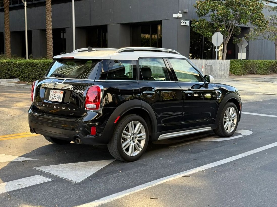 Coupe in Inglewood, CA, United States 5 - 19135726
