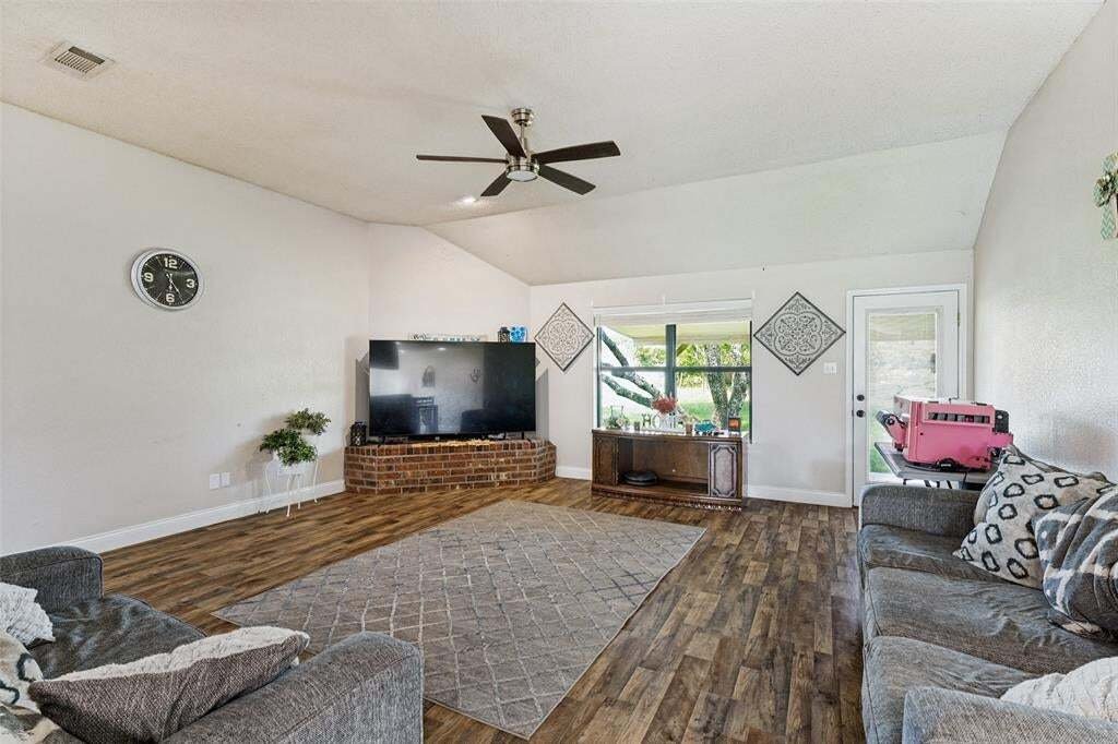 House in Burleson, Texas, United States 5 - 19128640