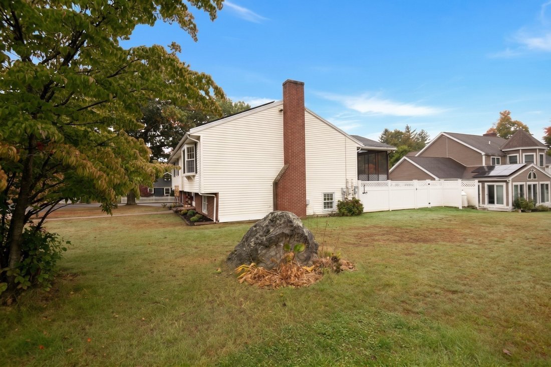 House in Stoneham, Massachusetts, United States 5 - 19109267