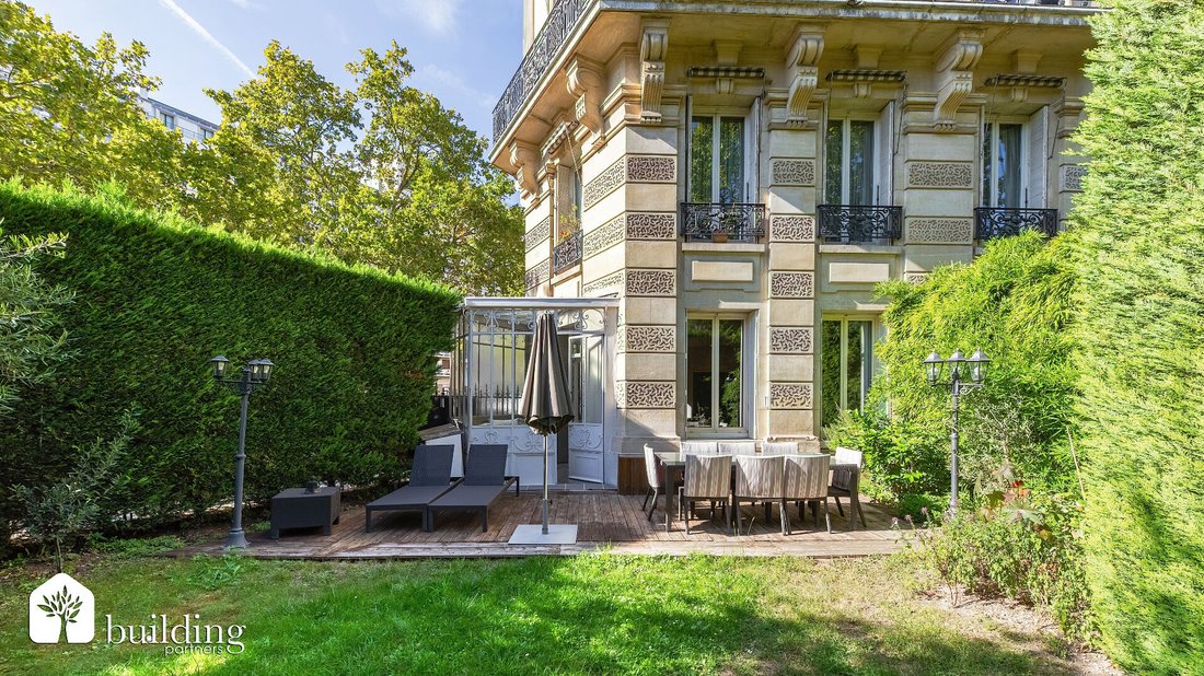 Apartment in Bois de Boulogne, Paris 16e Arrondissement, Paris 4 - 19129201