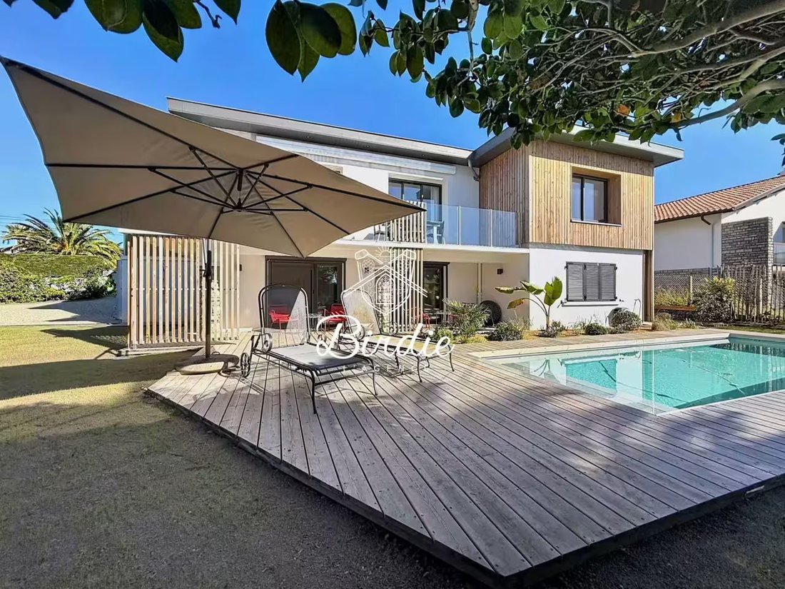 Casa en San Martín-Ciudad de las Flores, Biarritz, Francia 4 - 19128985