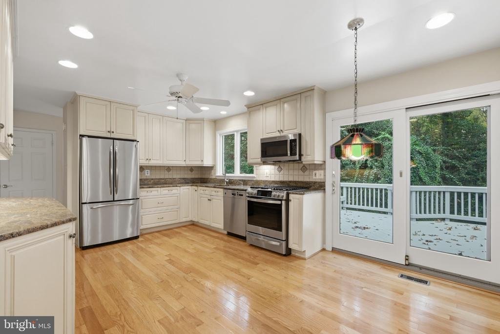 House in Oakton, Virginia, United States 3 - 19136092
