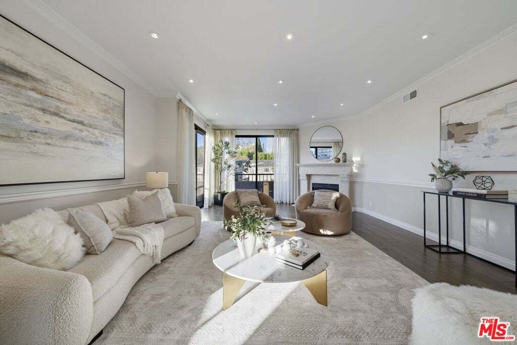 Condominio en Los Ángeles, California, Estados Unidos 2 - 19124661