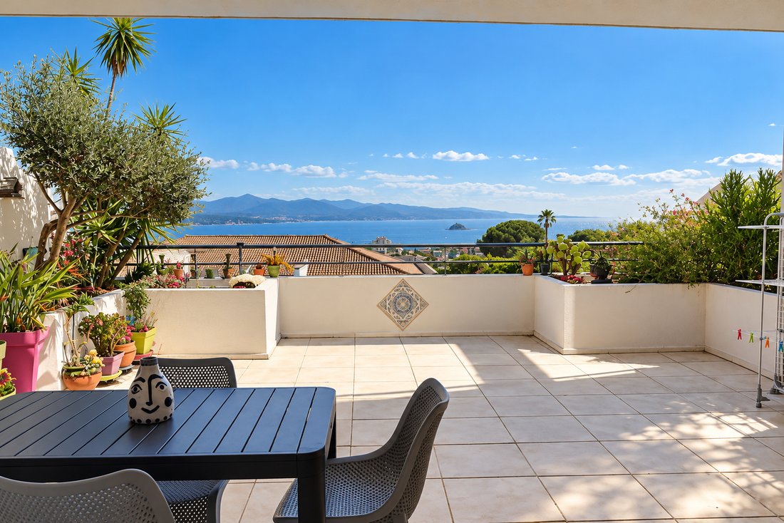 Wohnung in La Ciotat, Provence-Alpes-Côte d'Azur, Frankreich 1 - 19126352