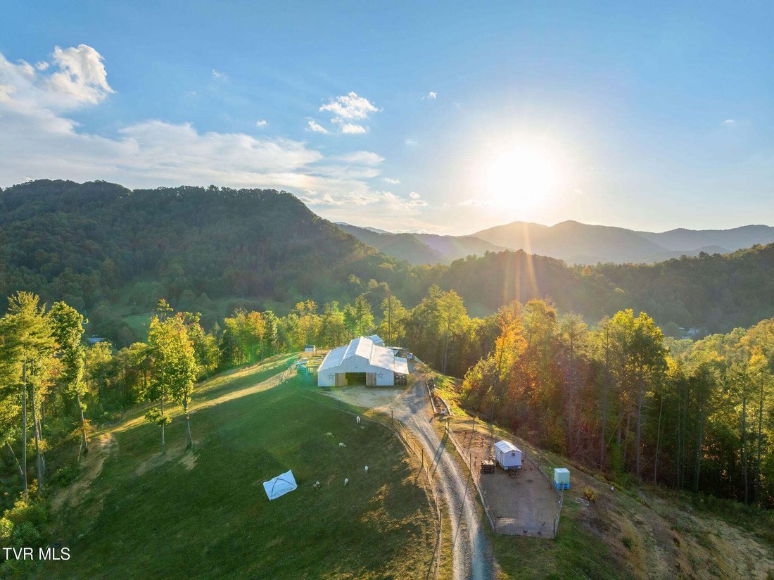 Casa a Roan Mountain, Tennessee, Stati Uniti 1 - 19123968