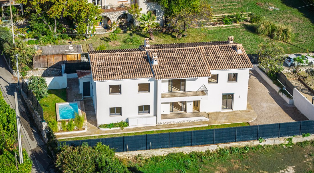 Villa en Tourrettes-sur-Loup, Provenza-Alpes-Costa Azul, Francia 1 - 19135635