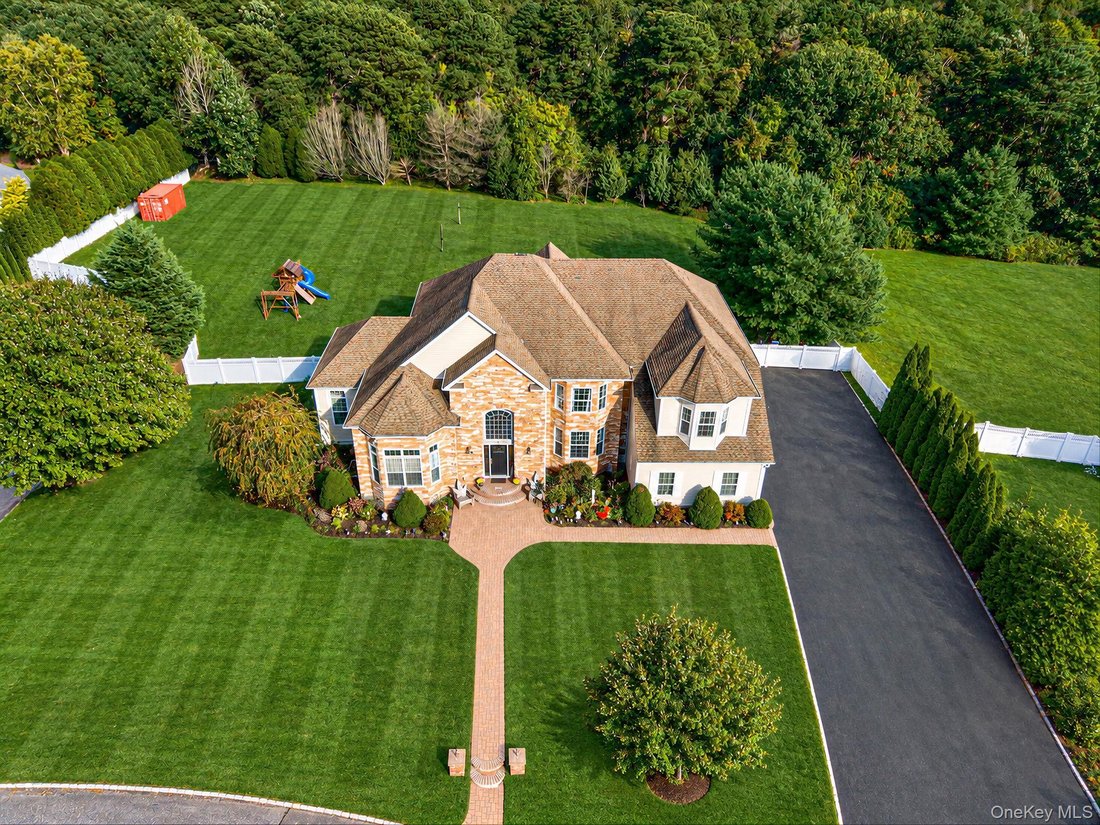House in Shoreham, New York, United States 4 - 19124873